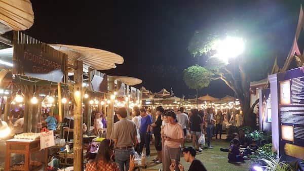 King Taksin festival at Wat Arun 2018, akihikogoto.com
