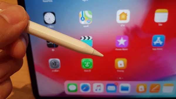 Apple New iPad Pro, New Macbook Air 2018, akihikogoto.com